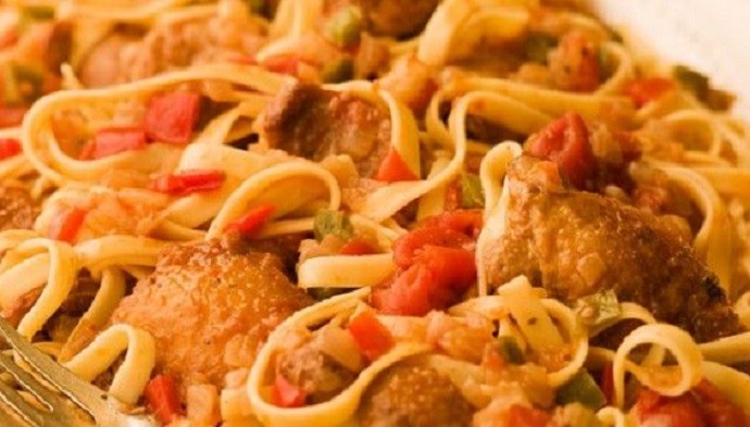 Tagliatelle with Braised Chicken